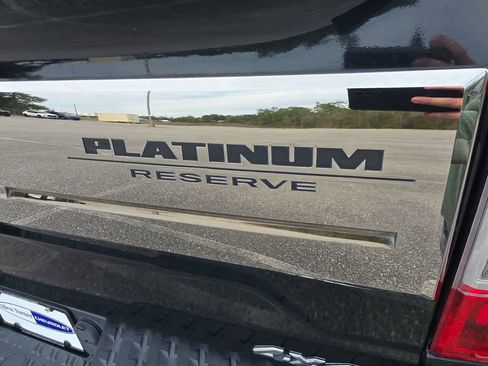 Used 2018 Nissan Titan Platinum Reserve w/ Platinum Utility Package image 8