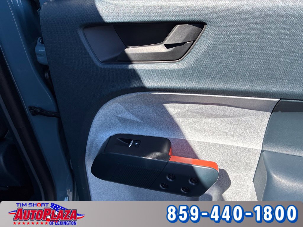 Used 2023 Ford Maverick XLT FWD image 17