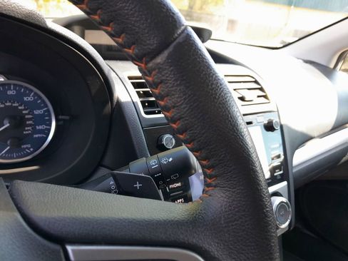 Used 2017 Subaru Crosstrek 2.0i Premium AWD/4WD image 20