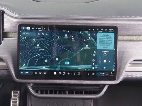 Used 2024 Rivian R1S AWD Adventure image 29