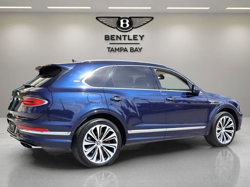 Used 2021 Bentley Bentayga image 9