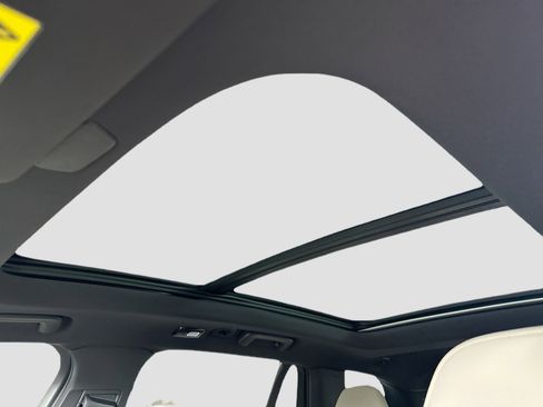 New 2026 Volvo XC90 B5 Core AWD/4WD image 20