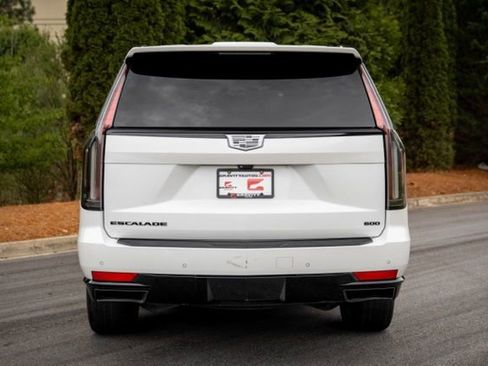 Used 2022 Cadillac Escalade ESV Sport w/ Touring Package AWD/4WD image 17