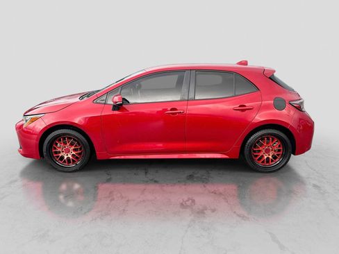 Used 2021 Toyota Corolla SE FWD image 3