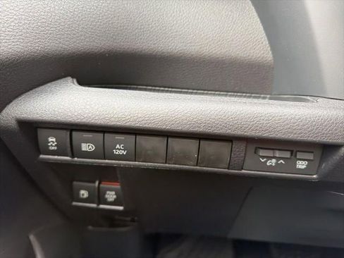 New 2026 Toyota Sienna XSE image 12