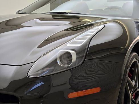 Used 2015 Ferrari California T RWD image 5
