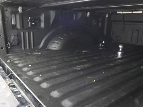 Used 2021 Ford F350 Lariat AWD/4WD image 5