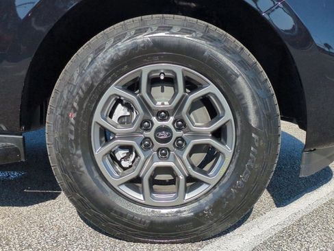 New 2026 Ford Expedition Active image 11