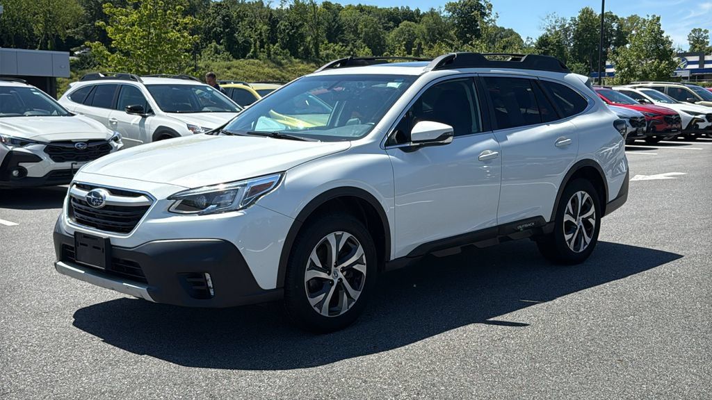 Certified 2021 Subaru Outback Limited AWD/4WD image 3