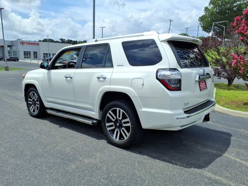 Used 2017 Toyota 4Runner Limited AWD/4WD image 23