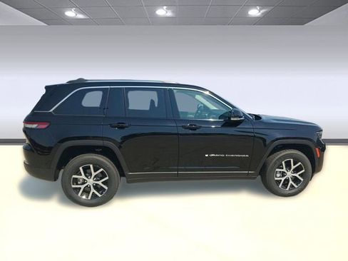 New 2023 Jeep Grand Cherokee Limited image 6