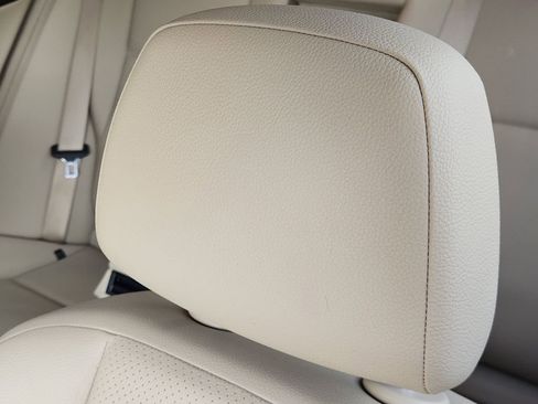 Used 2012 Mercedes-Benz C 250 Sedan image 24