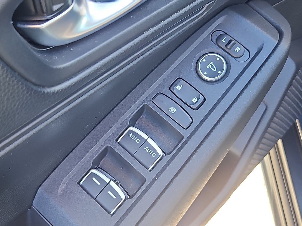 Certified 2025 Honda Accord LX image 22