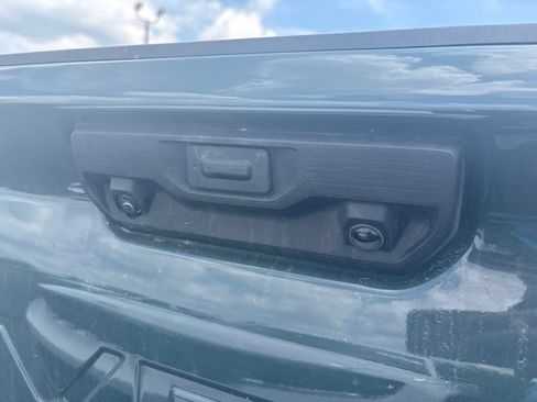 Used 2025 Chevrolet Silverado 2500 LT AWD/4WD image 9