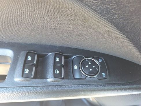 Used 2020 Ford Fusion SE FWD image 26
