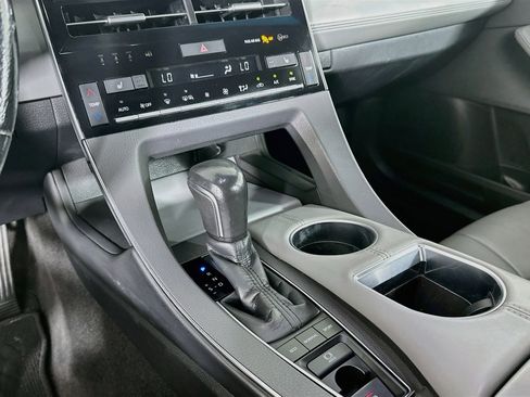 Used 2020 Toyota Avalon XLE FWD image 24