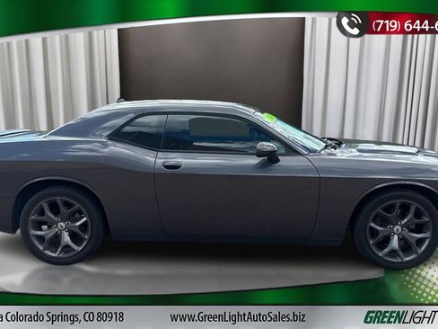 Used 2018 Dodge Challenger SXT Plus RWD image 6