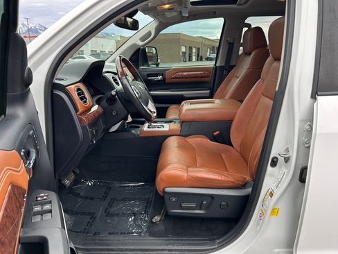 Certified 2019 Toyota Tundra 1794 Edition image 11