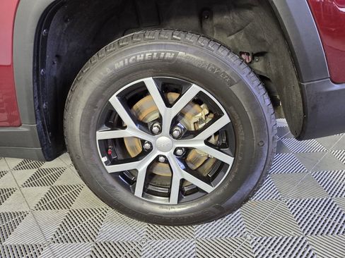 Certified 2025 Jeep Grand Cherokee L Limited w/ Trailer Tow Package image 28