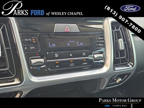 Used 2022 Kia Sorento SX FWD image 24