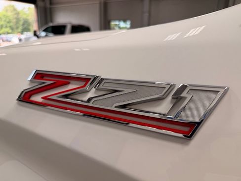 Used 2019 Chevrolet Silverado 1500 RST AWD/4WD image 14
