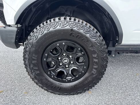 Used 2022 Ford Bronco Wildtrak AWD/4WD image 32