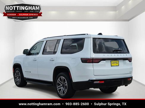 Used 2024 Jeep Wagoneer Series II AWD/4WD image 6