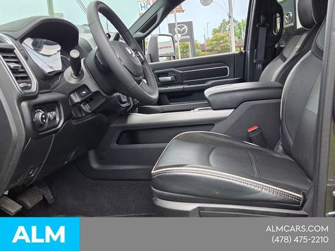 Used 2025 RAM 3500 Laramie AWD/4WD image 9