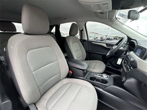 Used 2022 Ford Escape S image 23