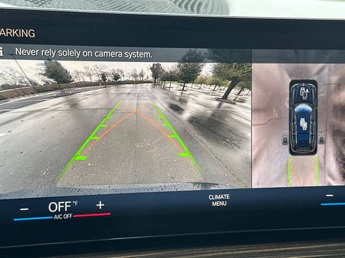 Certified 2023 BMW X7 xDrive40i w/ Premium Package image 25