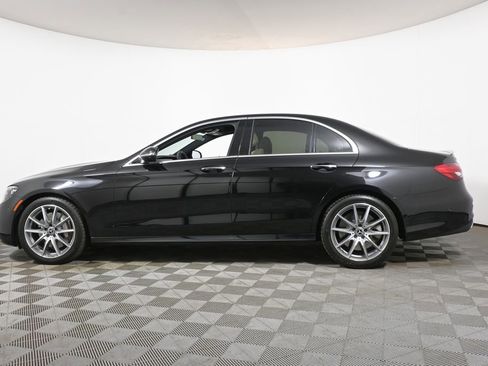 Used 2023 Mercedes-Benz E 450 4MATIC Sedan image 2