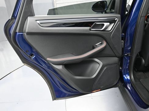 Certified 2023 Porsche Macan Turbo AWD/4WD image 22