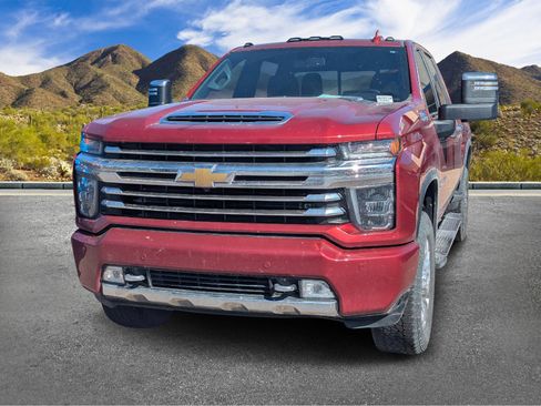 Used 2022 Chevrolet Silverado 2500 High Country image 2