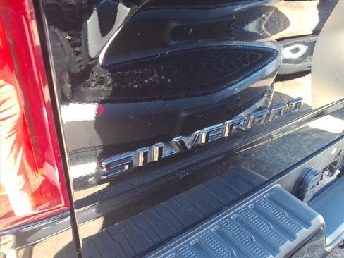 Used 2023 Chevrolet Silverado 1500 RST w/ Rally Edition image 8