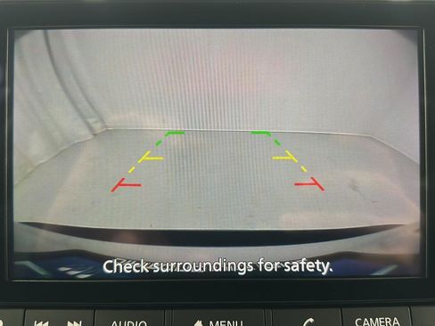 Used 2023 Nissan Rogue SV image 15