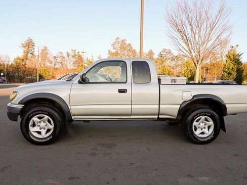 Used 2003 Toyota Tacoma PreRunner image 10