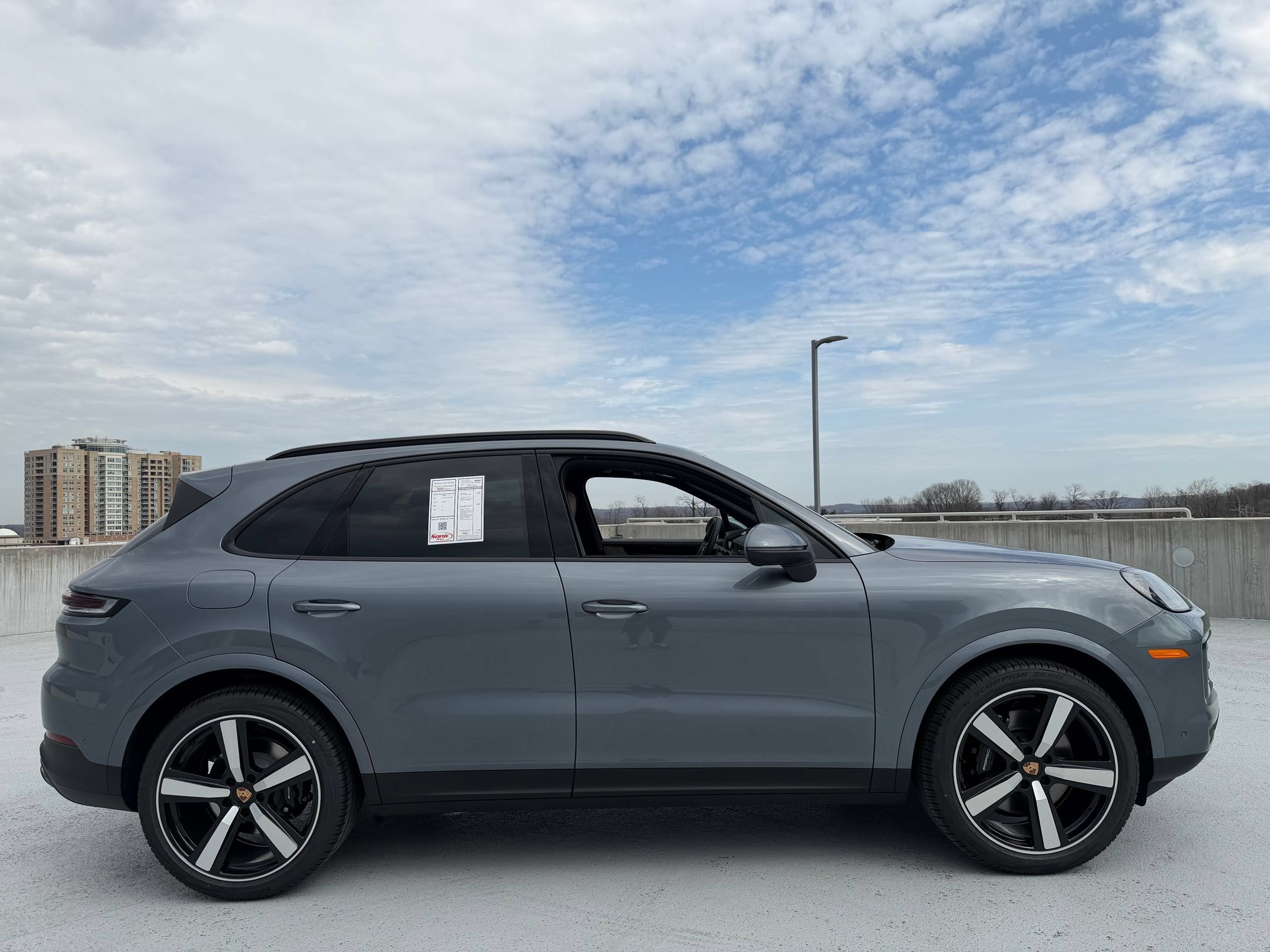 Certified 2026 Porsche Cayenne AWD/4WD image 8