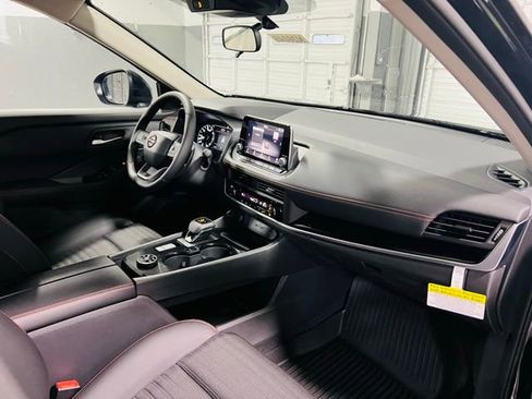 New 2026 Nissan Rogue Rock Creek image 31