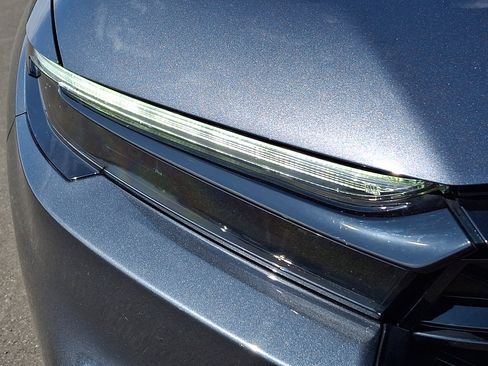 Used 2024 Honda CR-V Sport image 9