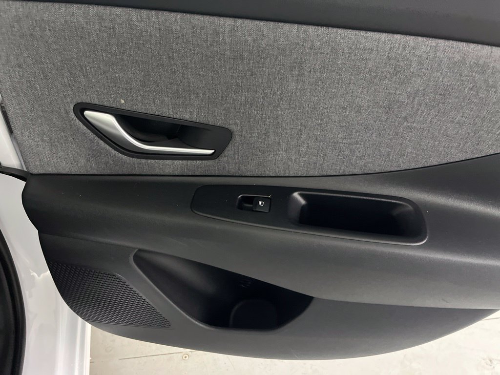 Used 2024 Hyundai Elantra Limited FWD image 52