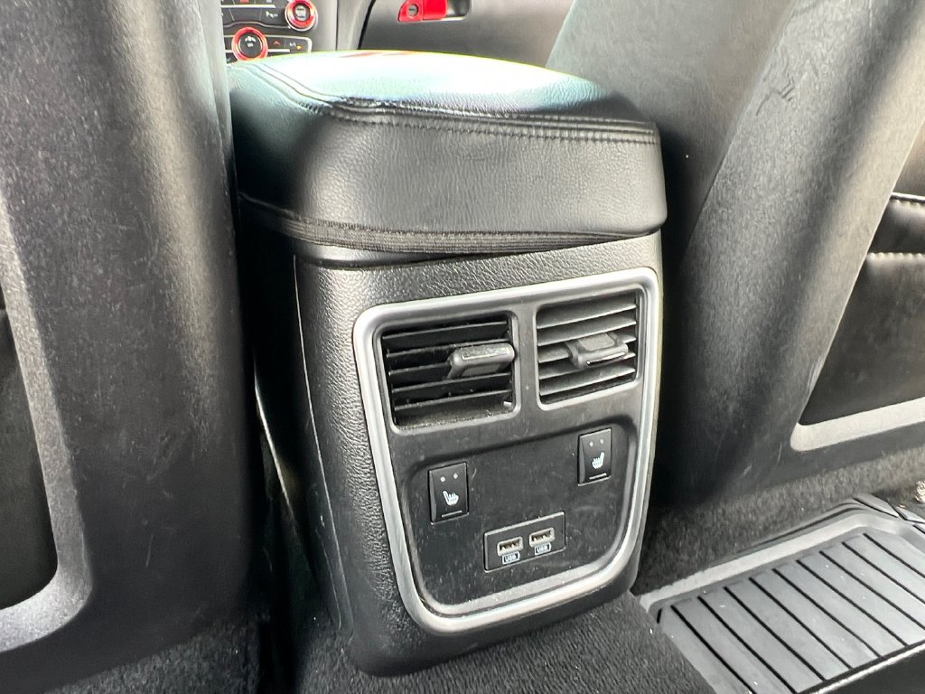 Used 2021 Dodge Charger SXT w/ Leather Interior Group RWD image 12