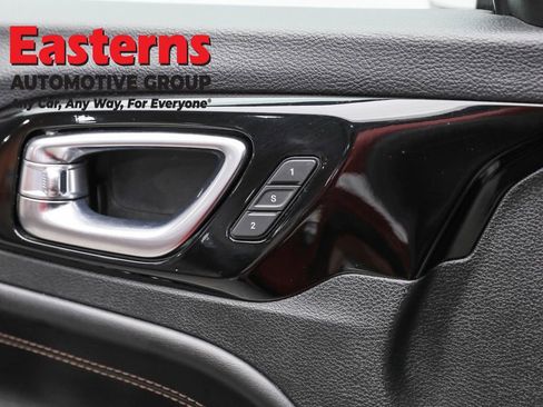 Used 2022 Jeep Compass Limited w/ (RED) Package AWD/4WD image 22