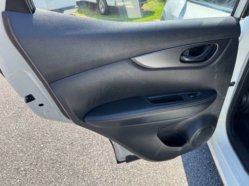 Used 2018 Nissan Rogue Sport S w/ S Appearance Package FWD image 38