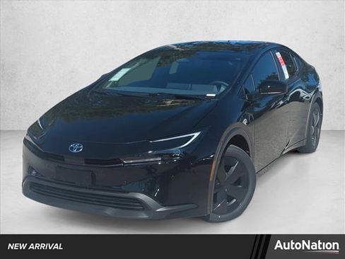 New 2026 Toyota Prius LE image 1