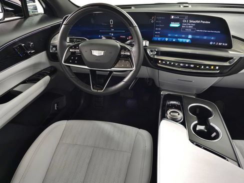 Certified 2024 Cadillac Lyriq Luxury w/ LPO, Floor Liner Package AWD/4WD image 25