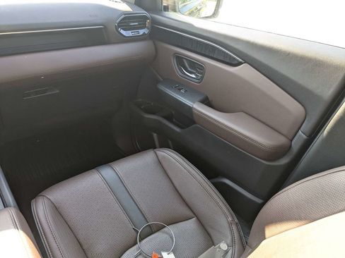 Used 2023 Honda Pilot Elite image 19