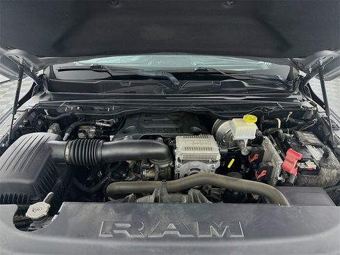 Used 2019 RAM 1500 Limited image 33