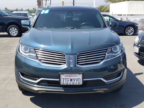 Used 2016 Lincoln MKX Reserve w/ Climate Package image 2