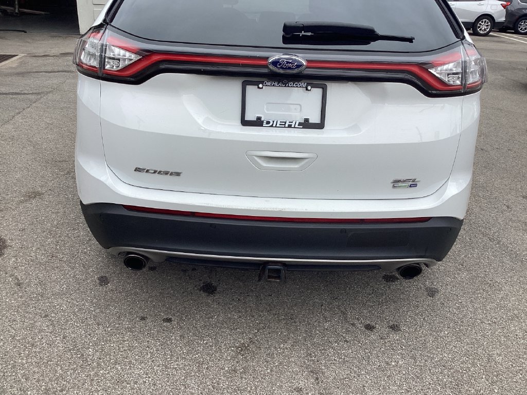 Used 2017 Ford Edge SEL w/ Equipment Group 201A AWD/4WD image 22