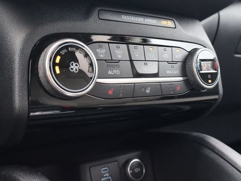 Used 2021 Ford Escape SE w/ Cold Weather Package AWD/4WD image 11